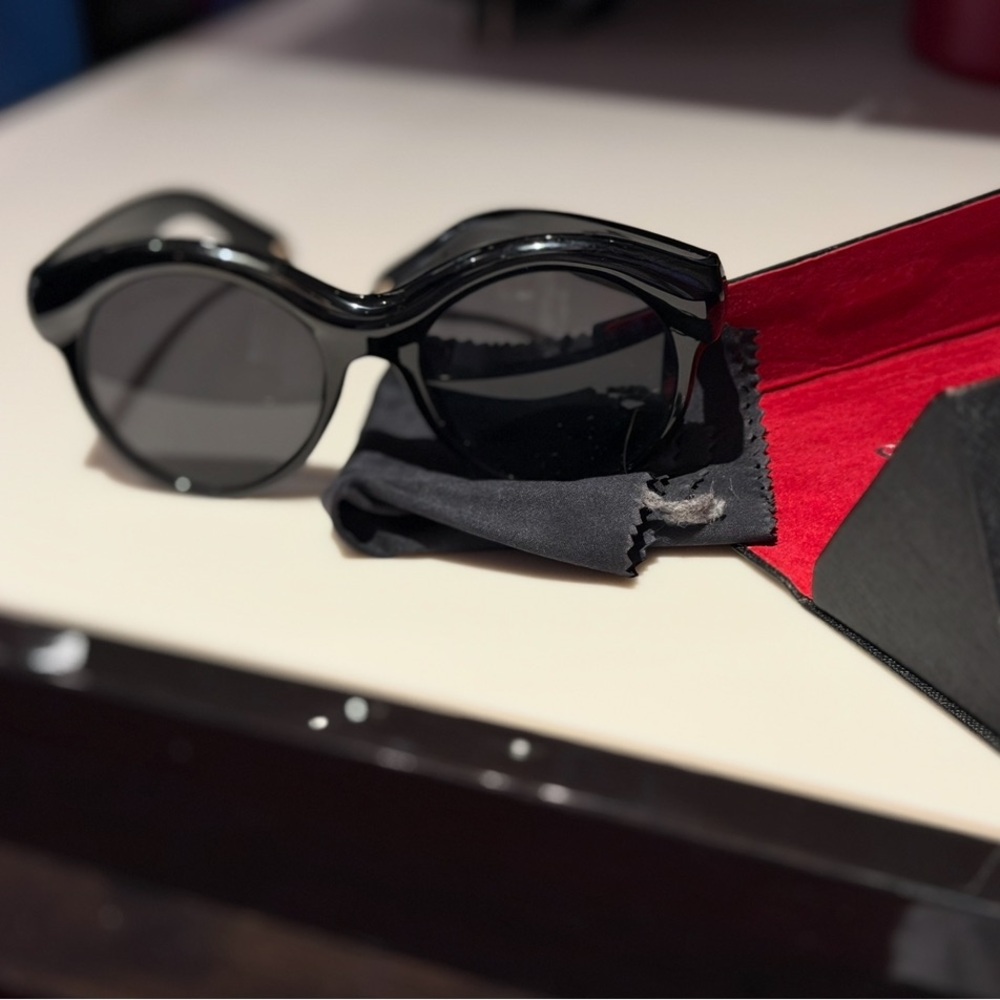 Cleo Nicci black oversized sunglasses